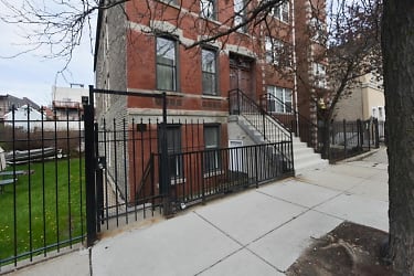 1248 N Greenview Ave unit F5 - Chicago, IL