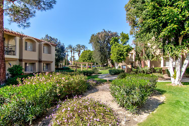 The Regent Apartments - Palm Desert, CA