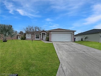2623 Nature Pointe Loop - Fort Myers, FL