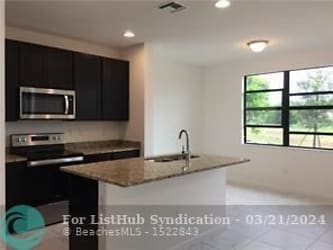335 NW 33rd Ln - undefined, undefined