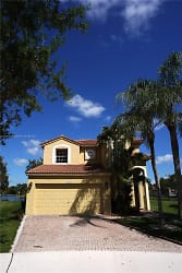 16600 Sapphire Manor #16600 - Weston, FL
