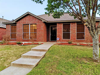 2807 Lakefield Dr - Wylie, TX