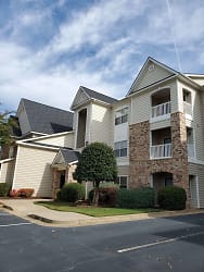 Lakeside Villas Apartments - Hampton, GA