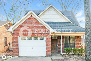 6816 Maury Dr - Olive Branch, MS