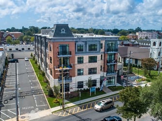 55 W Front St #205 - Red Bank, NJ