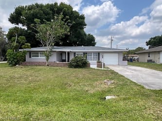 13802 Second St - Fort Myers, FL