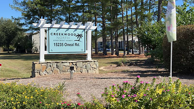 Creekwood North Apartments - Gulfport, MS
