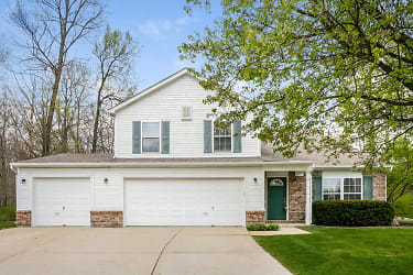 1335 Legacy Ct - Indianapolis, IN