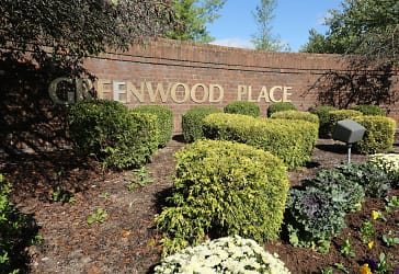Greenwood Place Apartments - Louisville, KY