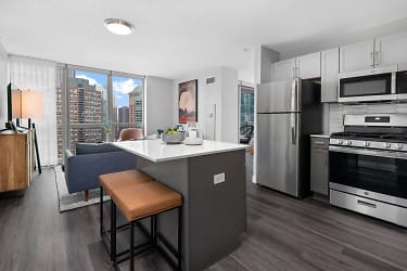 360 East South Water Street unit 1809 - Chicago, IL