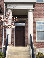 106 S Niles Ave unit STUDIO - South Bend, IN