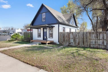 807 E Mulberry St - Fort Collins, CO