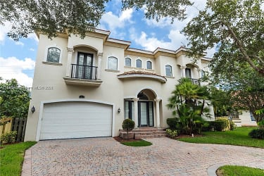 4522 NW 67th Ave - Coral Springs, FL