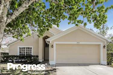 2845 Oak Shore Rd - Oviedo, FL