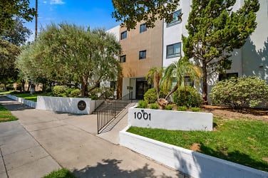 The Fairmount Apartments - Pasadena, CA