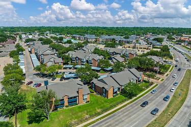 Chesapeake Apartments - Fort Worth, TX