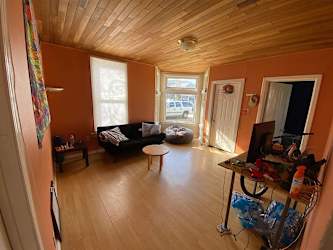 934 E Nora - Living.jpg