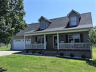 805 Lindsey Ln - Cookeville, TN