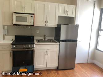 3BR On East 9th Street And Ave C!!! Renovated! Available NOW Apartments - Brooklyn, NY