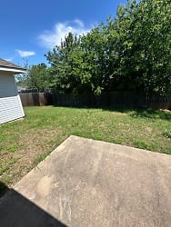 8016 Adcock Ct - Fort Worth, TX