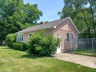 5415 Central Ave - Portage, IN