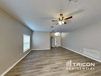 4312 Hidden Meadow Drive - Kissimmee, FL