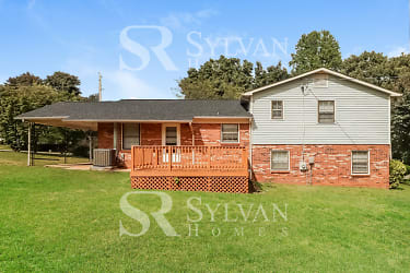 122 Pineview Ct - Statesville, NC