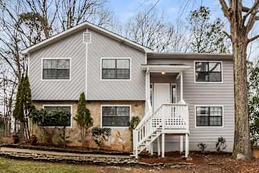 1620 Olde Spring Trl - Lithia Springs, GA