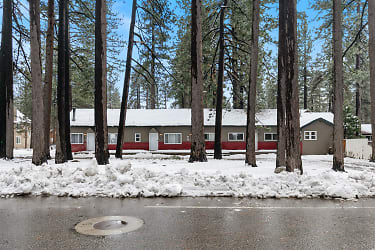 852 Lakeview Ave unit 4 - South Lake Tahoe, CA