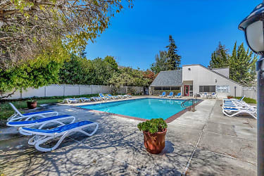 669 W Garland Terrace - Sunnyvale, CA
