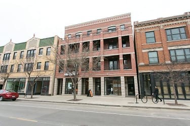 3707 N Southport Ave - Chicago, IL
