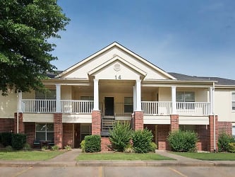 The Links At Fort Smith Apartments - Fort Smith, AR