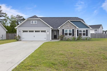 511 Deep Inlet Dr - Sneads Ferry, NC