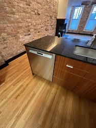 3021 N Lincoln Ave #2 - Chicago, IL
