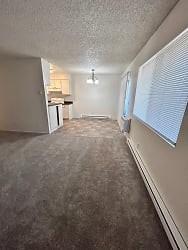 700 Crater Lake Ave unit 35 - Medford, OR
