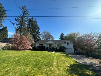 5508 SW Miles Ct - Portland, OR
