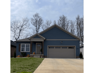 1149 County House Ln - Bowling Green, KY