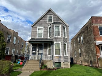 4751 N London Ave - Chicago, IL