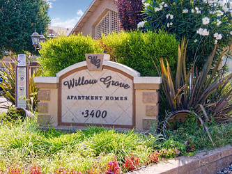 Willow Grove Apartments - Modesto, CA
