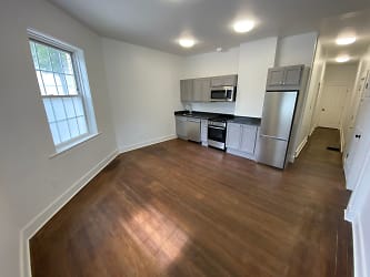 833 Whalley Ave unit 1 - New Haven, CT