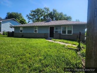 207 S Lacy Rd - Independence, MO