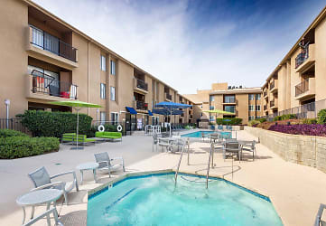 Northridge Gardens Apartments - Northridge, CA