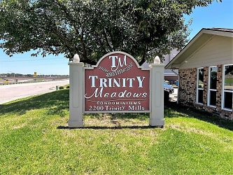 2200 E Trinity Mls Rd #301 - Carrollton, TX