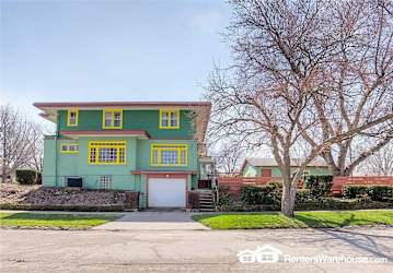3846 3rd St, Des Moines - Des Moines, IA