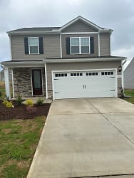 410 Access Dr - Youngsville, NC