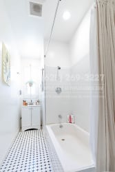214 Columbia Pl - undefined, undefined