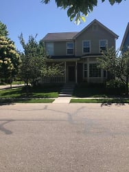 5220 Southern Cross Ln - Fort Collins, CO