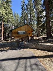 3794 Needle Peak Rd - South Lake Tahoe, CA