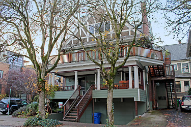 601 NW 22nd Ave - Portland, OR
