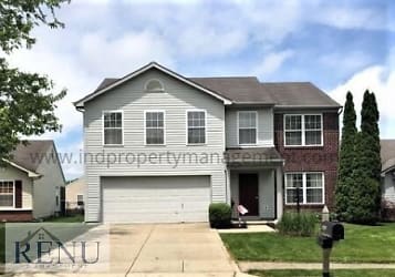 19307 Fox Chase Dr - Noblesville, IN